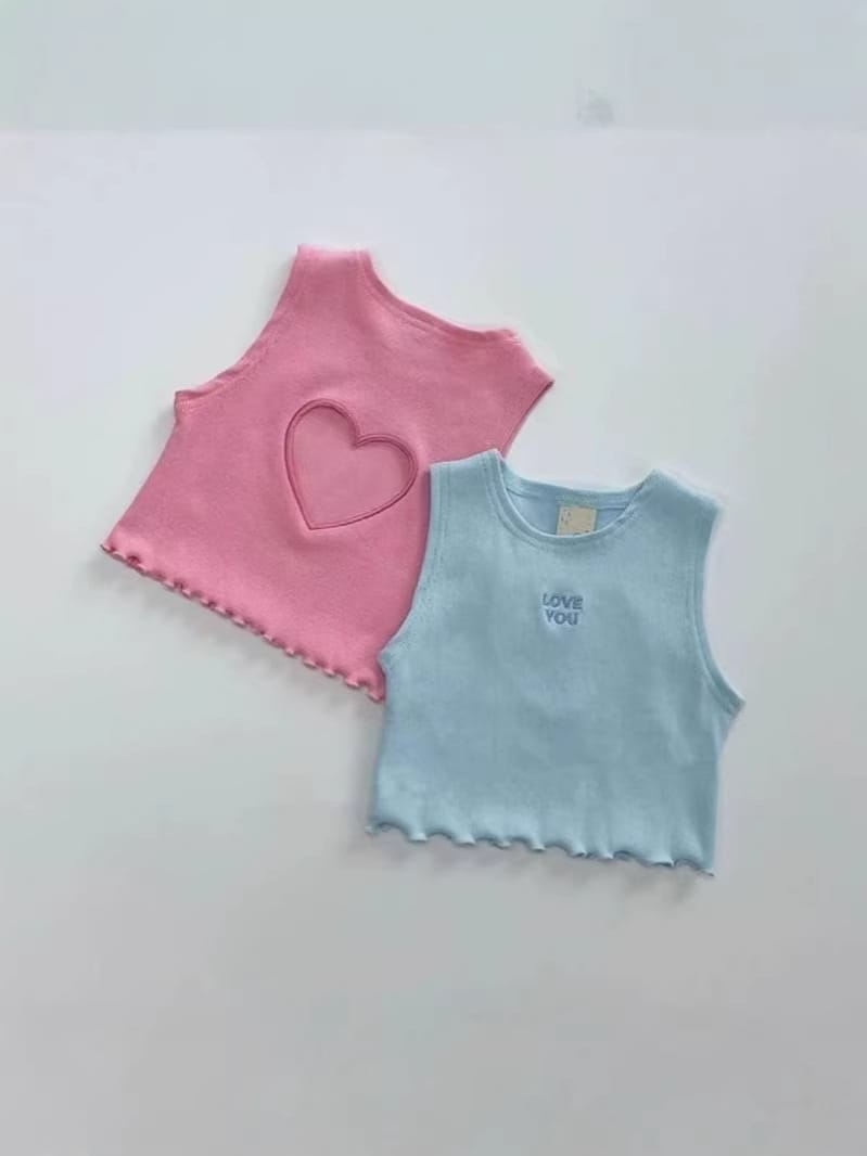 Personalized Love Embroidery Top ハート 刺繍 ノースリーブTシャツ【mh0012901】 yi nian ni タンクトップ・キャミソール・ノースリーブトップス