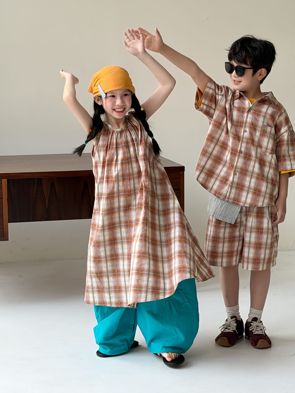 Plaid Separates チェック 半袖シャツ ショートパンツ ノースリーブワンピース【mh0013127】 KUMAI.KIDS 半袖セットアップ