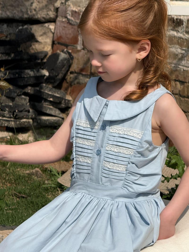 Pleated Lace Pin-tuck Sleeveless Dress レトロ 丸襟 ノースリーブワンピース【mh0012806】 Chengle ノースリーブワンピース