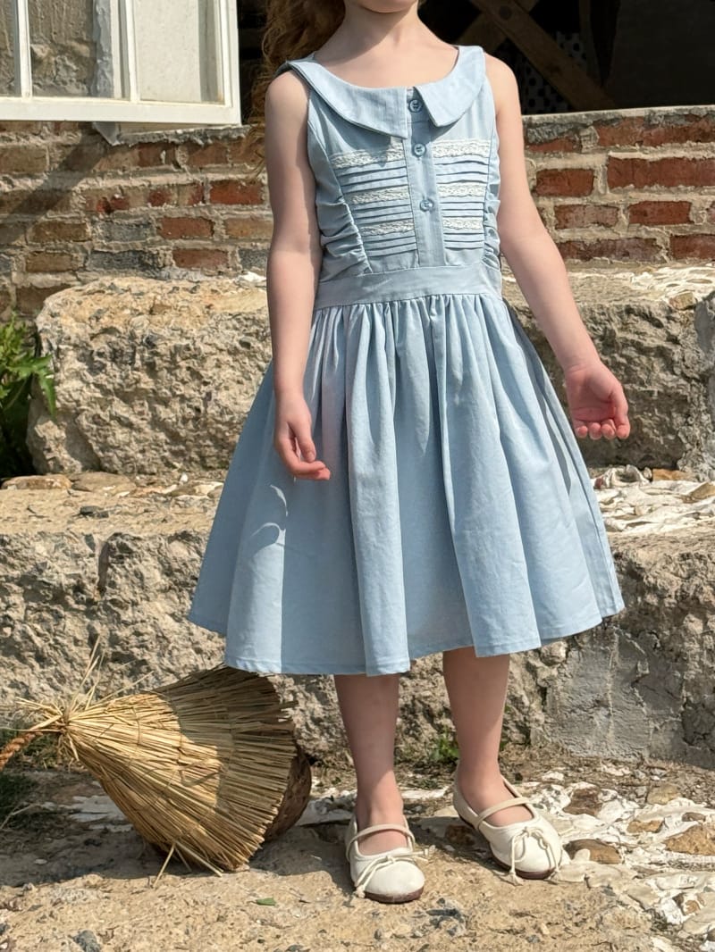 Pleated Lace Pin-tuck Sleeveless Dress レトロ 丸襟 ノースリーブワンピース【mh0012806】 Chengle ノースリーブワンピース