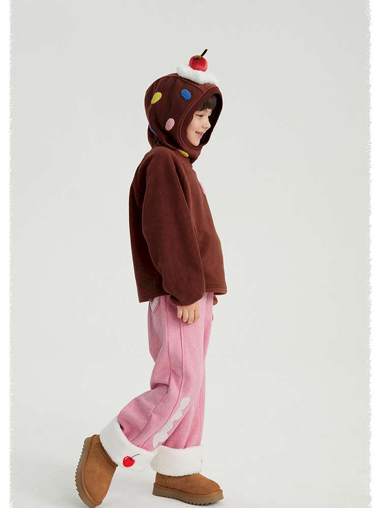 トレーナー・フーディ poco blush | Strawberry Cake Fleece Sweatshirt 立体ドール付き 裏起毛トレーナー【mh0020027】