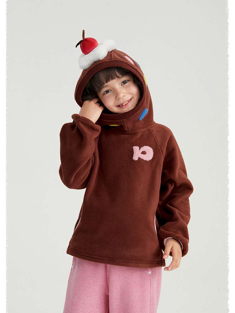 トレーナー・フーディ poco blush | Strawberry Cake Fleece Sweatshirt 立体ドール付き 裏起毛トレーナー【mh0020027】