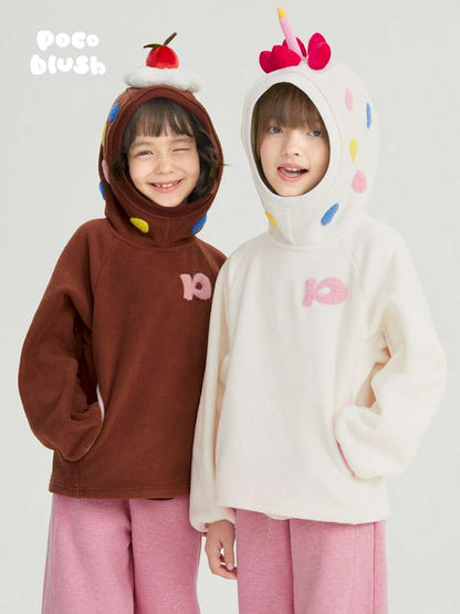 トレーナー・フーディ poco blush | Strawberry Cake Fleece Sweatshirt 立体ドール付き 裏起毛トレーナー【mh0020027】