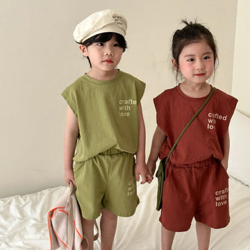 ノースリーブセットアップ キッズセットアップ 2点セット ノースリーブタンクトップ+ショートパンツ レターロゴプリント 2カラー【mh0004907】