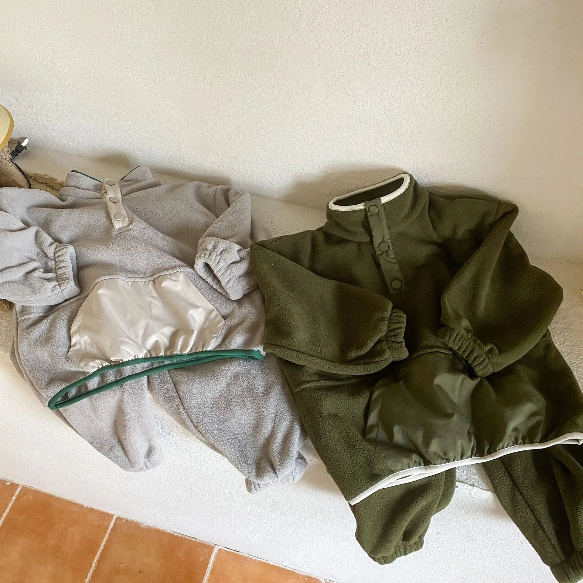 長袖セットアップ キッズセットアップ 2点セット フリース長袖プルオーバー+ロングパンツ【mh0007805】