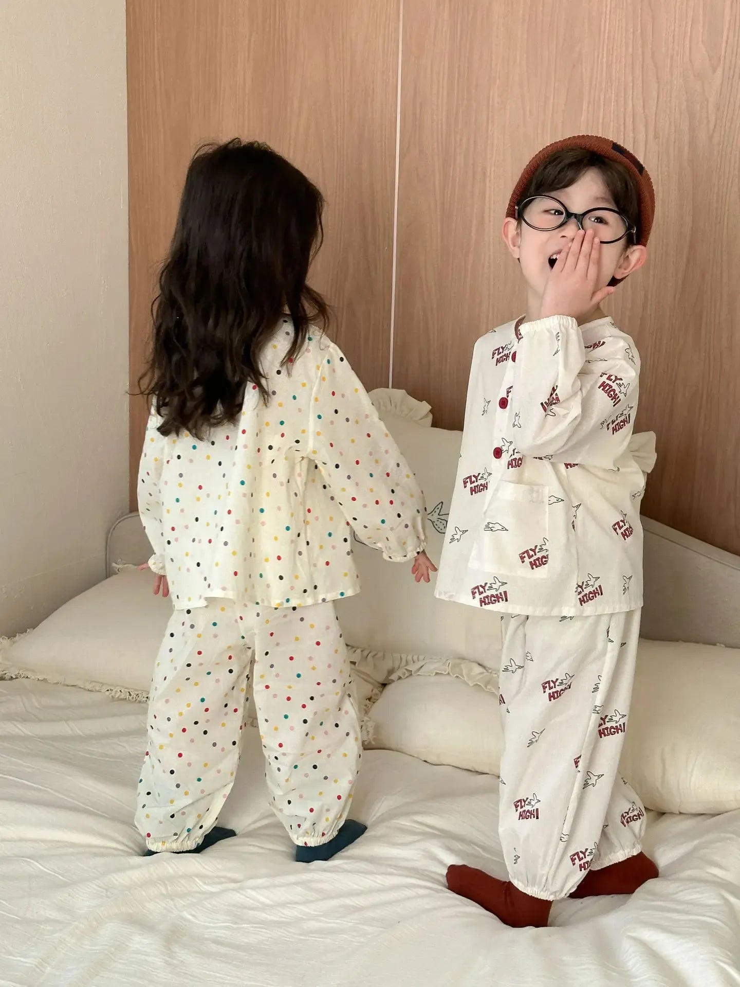 長袖パジャマ キッズセットアップ 2点セット 長袖パジャマセット カラフル水玉ドット/プリントノーカラー長袖シャツ+ロングパンツ【mh0008763】