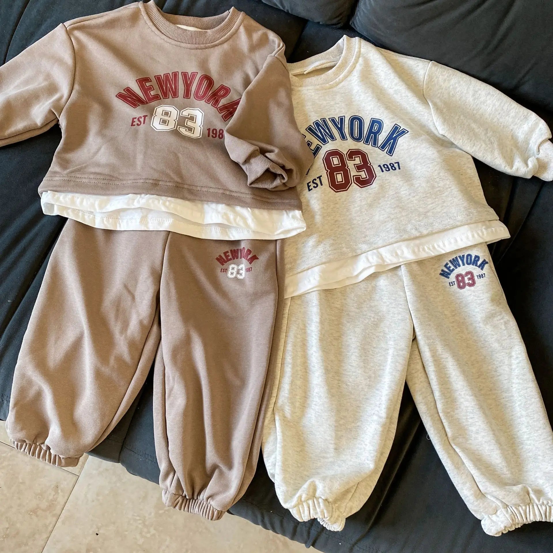 長袖セットアップ キッズセットアップ 2点セット レターロゴプリント長袖スウェットシャツ+ロングスウェットパンツ【mh0008766】