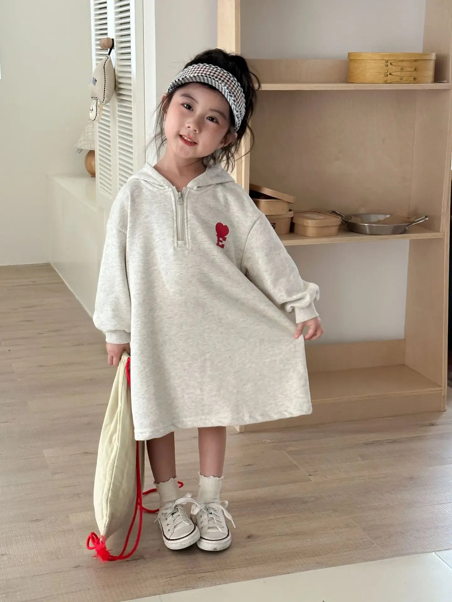 長袖セットアップ キッズワンピース/セットアップ 2点セット ハートロゴフーディ長袖スウェットワンピース/フーディスウェットプルオーバー+ロングパンツ リンクコーデ 兄弟姉妹 お揃いコーデ【mh0008776】