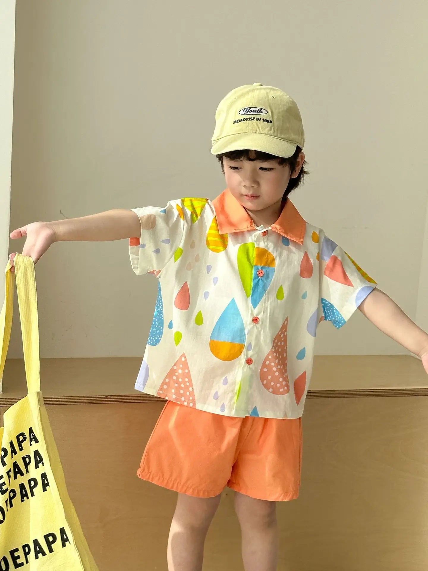 半袖セットアップ キッズワンピース/セットアップ 2点セット カラフルバルーンプリントフラワー襟ノースリーブワンピース/半袖シャツ+ショートパンツ リンクコーデ 兄弟姉妹 お揃いコーデ【mh0008873】