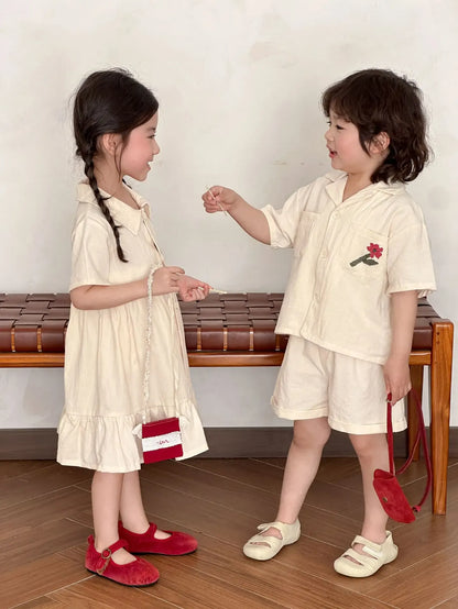 半袖セットアップ キッズワンピース/セットアップ 2点セット フラワー刺繍ワンポイント半袖ブワンピース/半袖シャツ+ショートパンツ リンクコーデ 兄弟姉妹 お揃いコーデ【mh0008875】