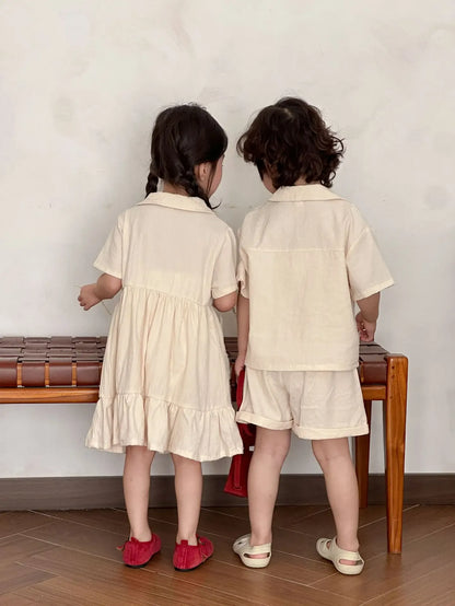 半袖セットアップ キッズワンピース/セットアップ 2点セット フラワー刺繍ワンポイント半袖ブワンピース/半袖シャツ+ショートパンツ リンクコーデ 兄弟姉妹 お揃いコーデ【mh0008875】