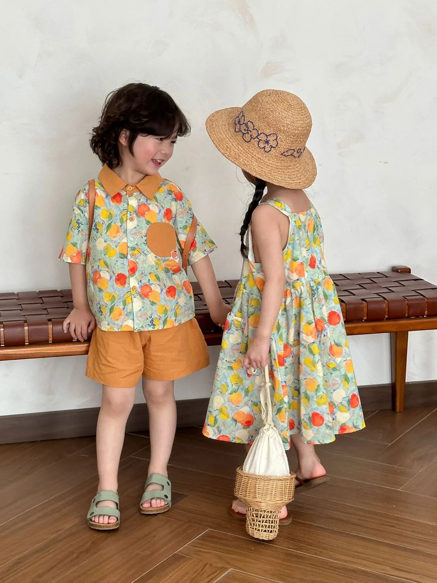 半袖セットアップ キッズワンピース/セットアップ 2点セット フルーツプリントキャミソールワンピース/半袖シャツ+ショートパンツ リンクコーデ 兄弟姉妹 お揃いコーデ【mh0008878】