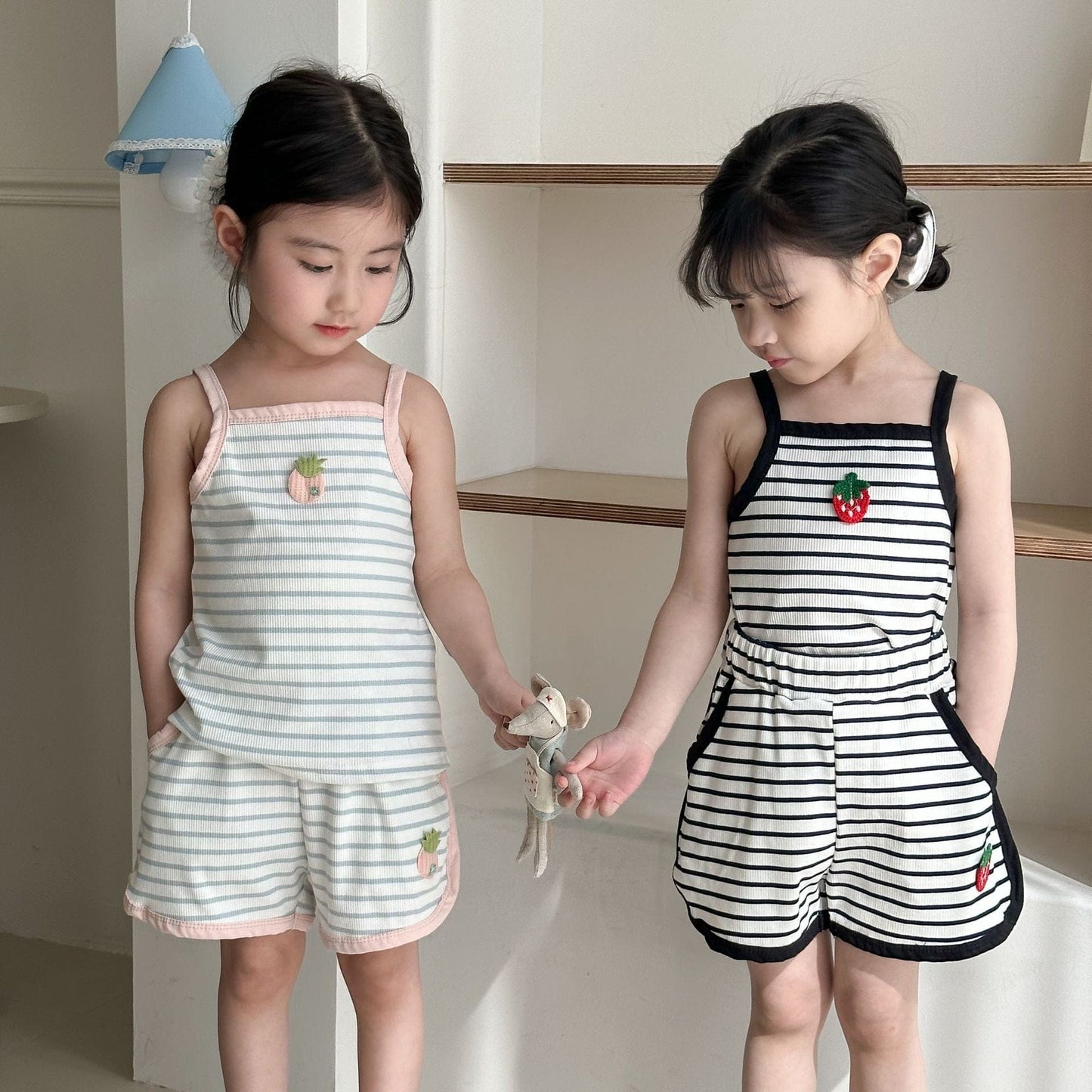 ノースリーブセットアップ フルーツアップリケボーダーキャミソール+ショートパンツセットアップ 2点セット【mh0010199】