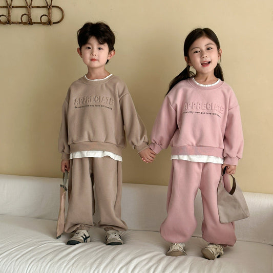 長袖セットアップ エンボスロゴ長袖スウェットセットアップ 2点セット【mh0010493】