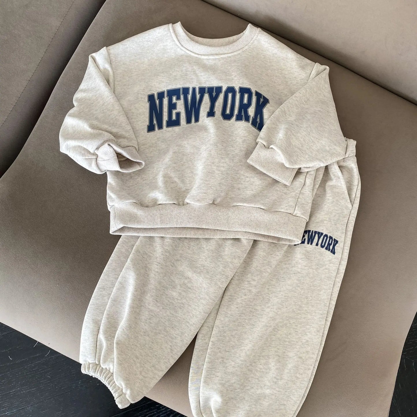 長袖セットアップ キッズトップス レターロゴプリント長袖スウェットシャツトレーナー 3カラー【mh0006847】