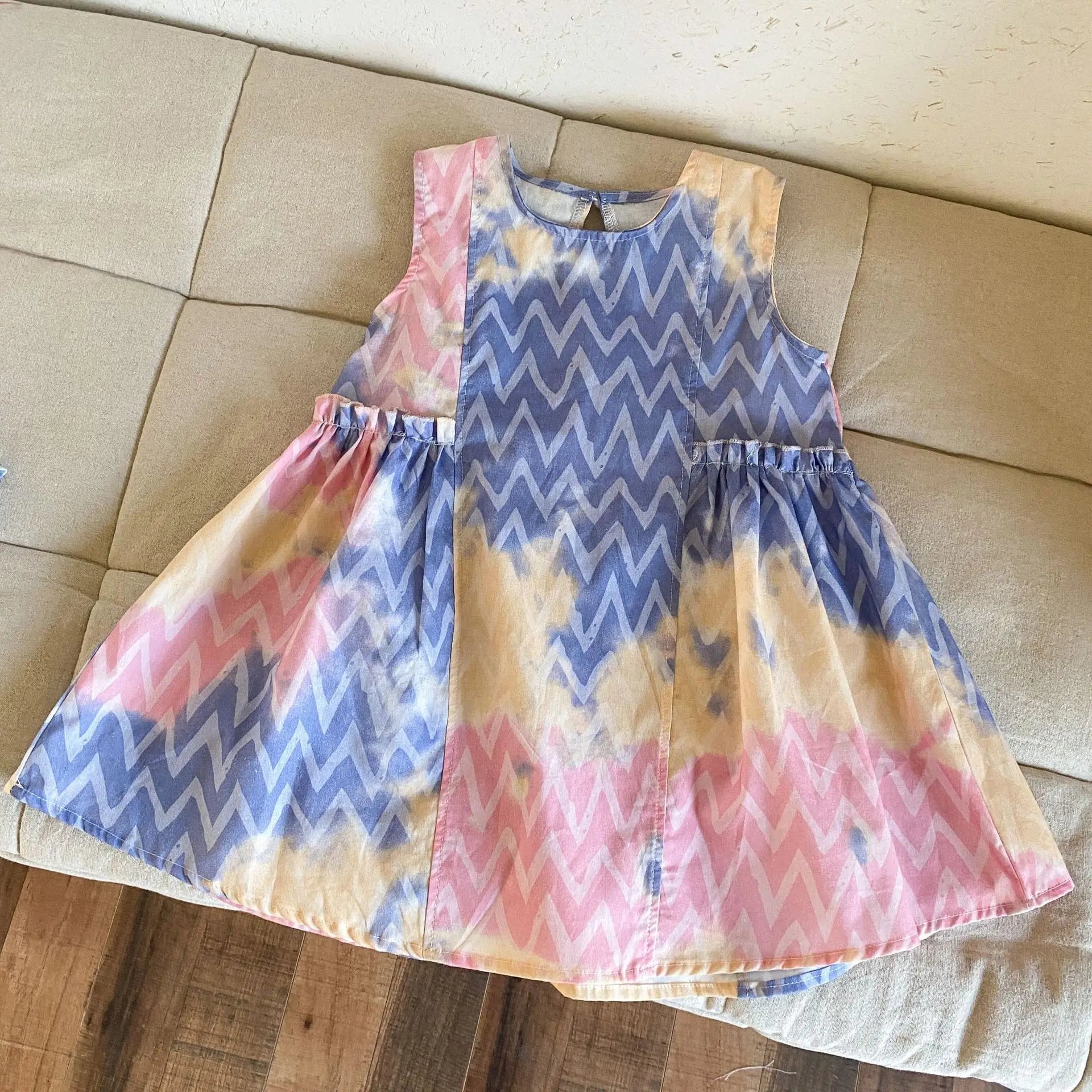 半袖セットアップ dress / 18M (80) キッズワンピース/セットアップ 2点セット カラフルプリントノースリーブワンピース/半袖シャツ+ショートパンツ リンクコーデ 兄弟姉妹 お揃いコーデ【mh0008879】