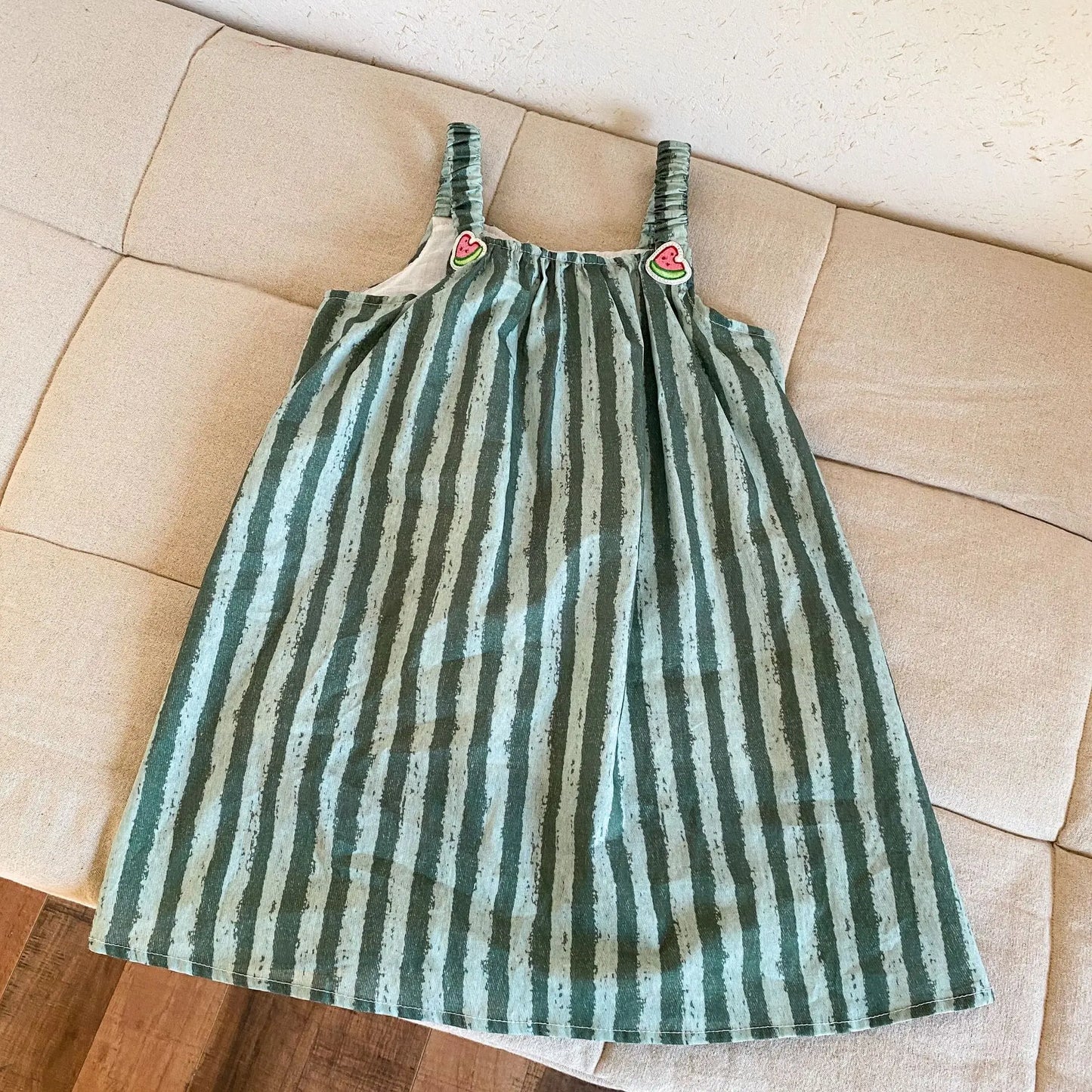 半袖セットアップ dress / 18M (80) キッズワンピース/セットアップ 2点セット スイカストライププリントキャミソールワンピース/半袖Tシャツ+ショートパンツ リンクコーデ 兄弟姉妹 お揃いコーデ【mh0008880】
