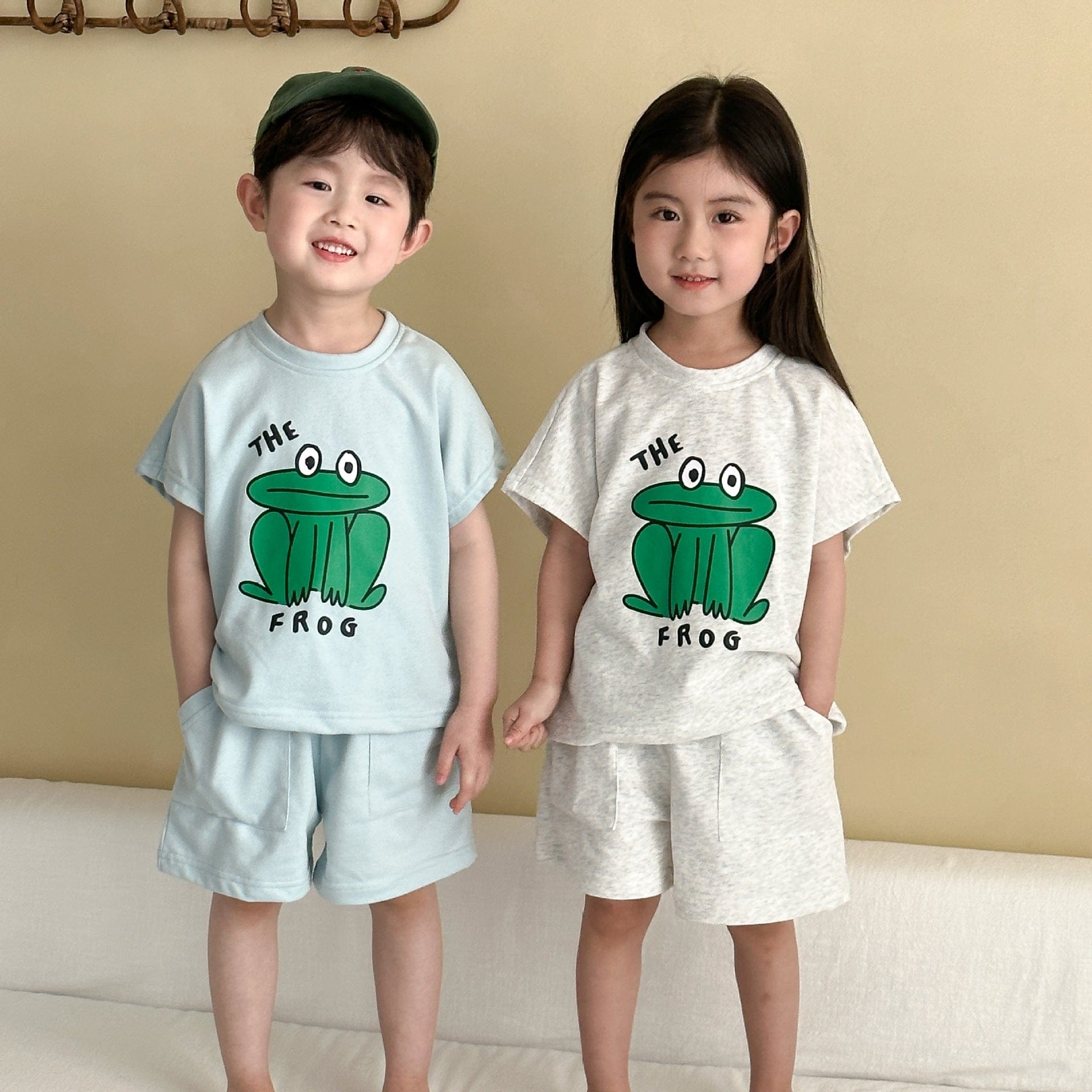 半袖セットアップ カエルFrogプリント半袖Tシャツ+ショートパンツセットアップ 2点セット【mh0009837】