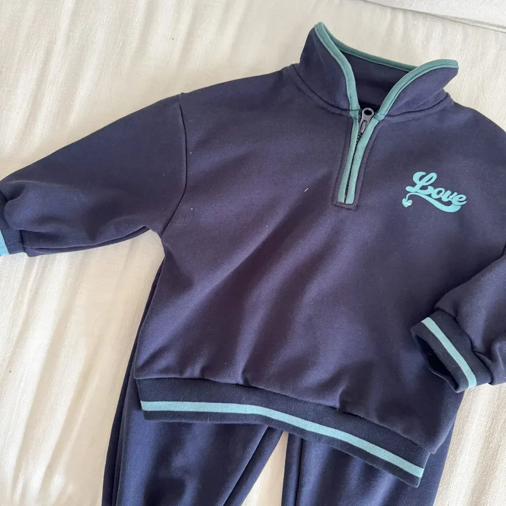 長袖セットアップ LOVE刺繍ハーフジップスウェットセットアップ 2点セット【mh0011251】