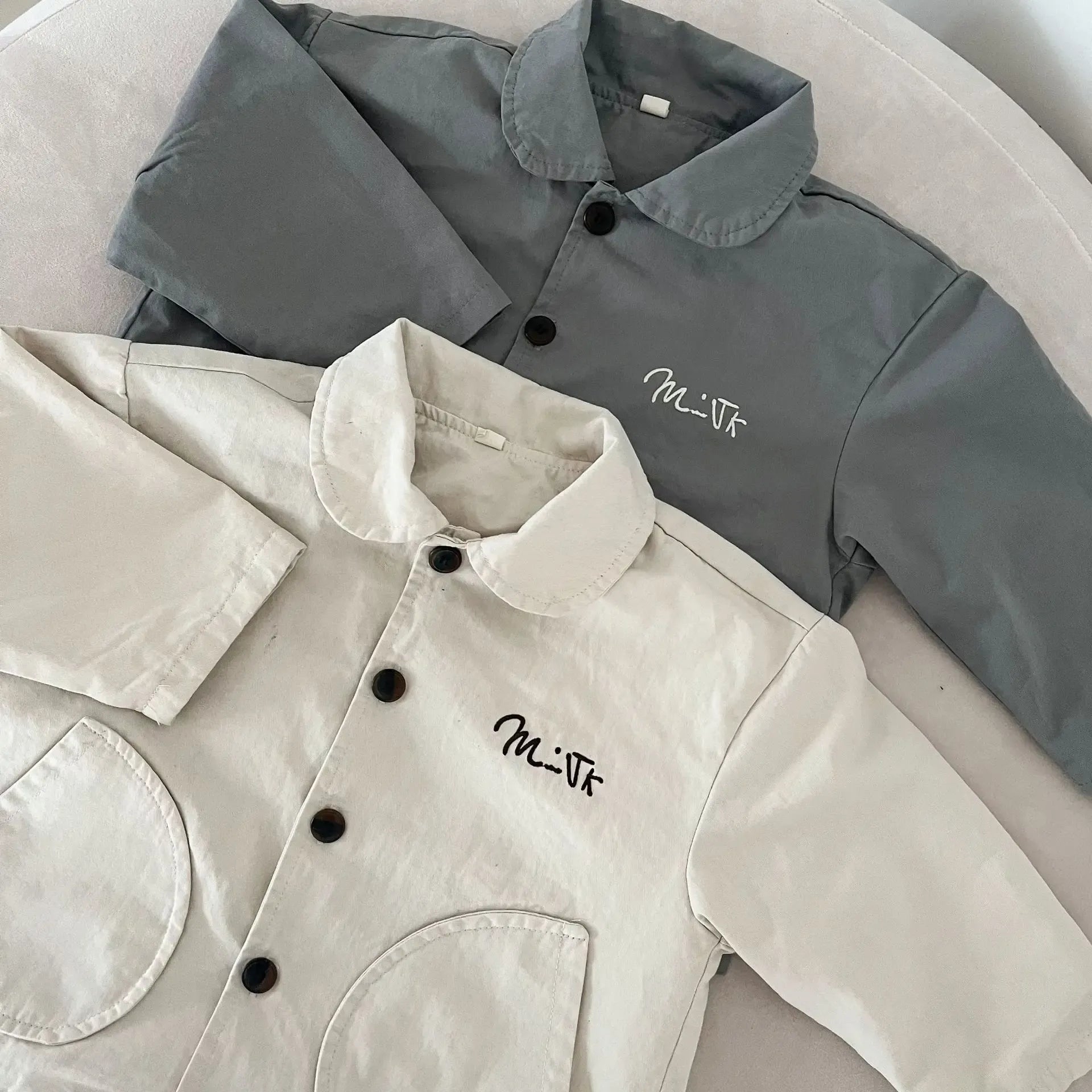 ショートコート・ジャケット・ジャンパー キッズアウター ロゴワンポイント襟付きスプリングコートジャケット【mh0008826】