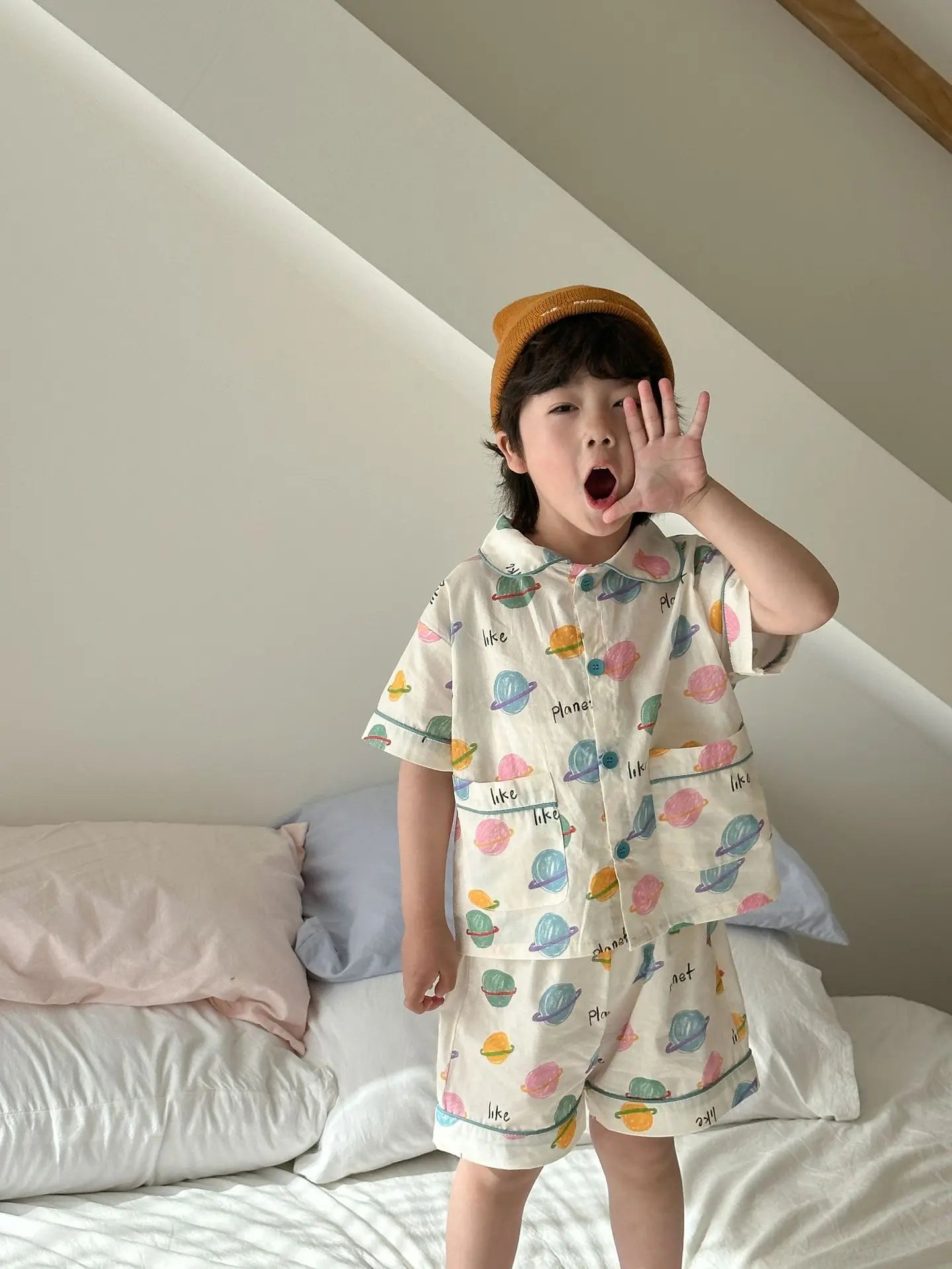 半袖セットアップ キッズパジャマセット チェック/宇宙プリント 半袖シャツ+ショートパンツ【mh0008871】