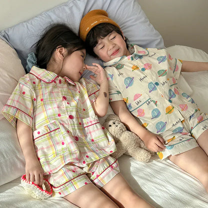 半袖セットアップ キッズパジャマセット チェック/宇宙プリント 半袖シャツ+ショートパンツ【mh0008871】