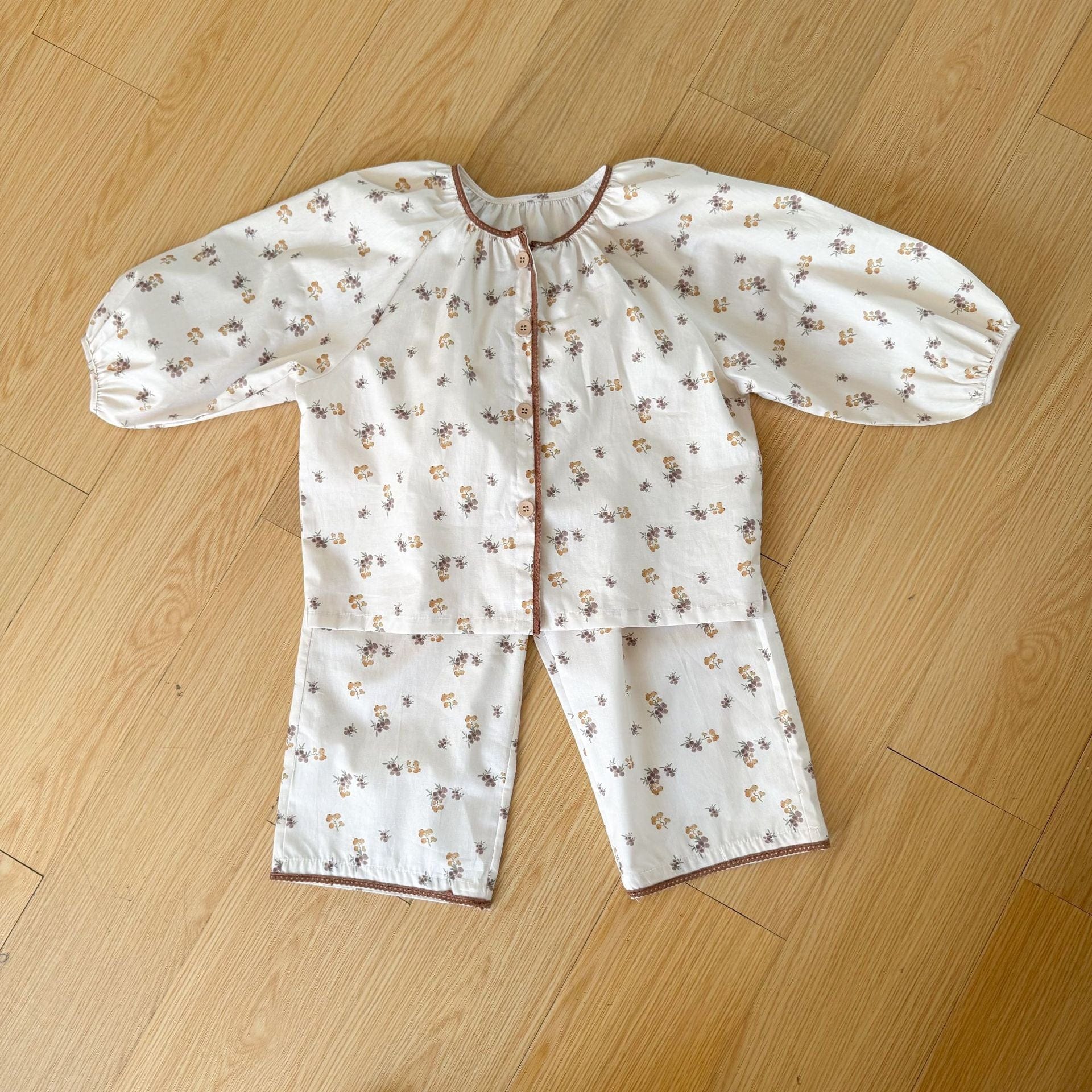 長袖パジャマ フラワープリント前あき長袖ガールズパジャマセット【mh0010479】