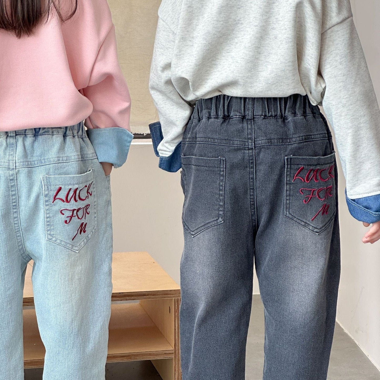 デニムパンツ ポケットロゴデニムルーズパンツジーンズ【mh0010498】