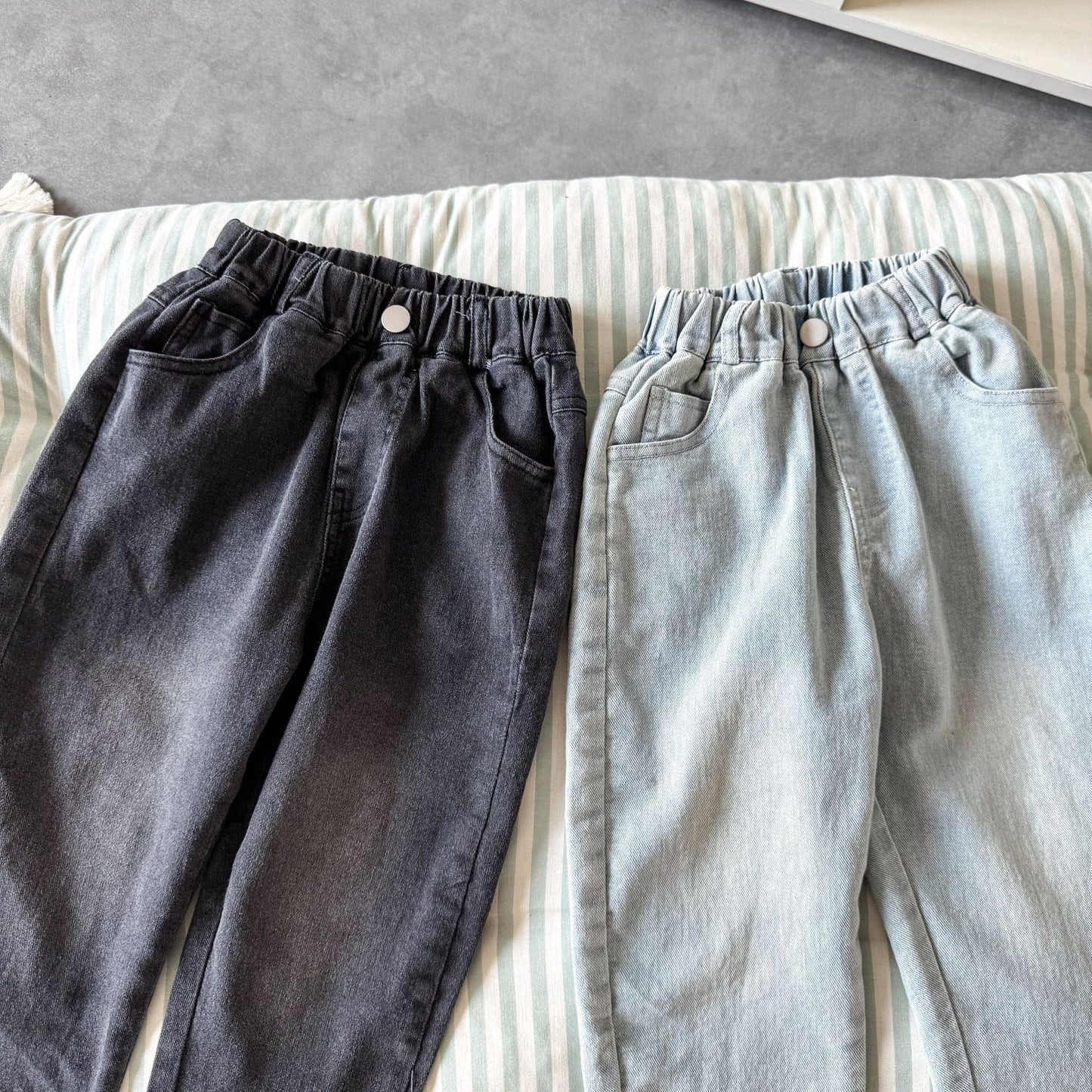 デニムパンツ ポケットロゴデニムルーズパンツジーンズ【mh0010498】