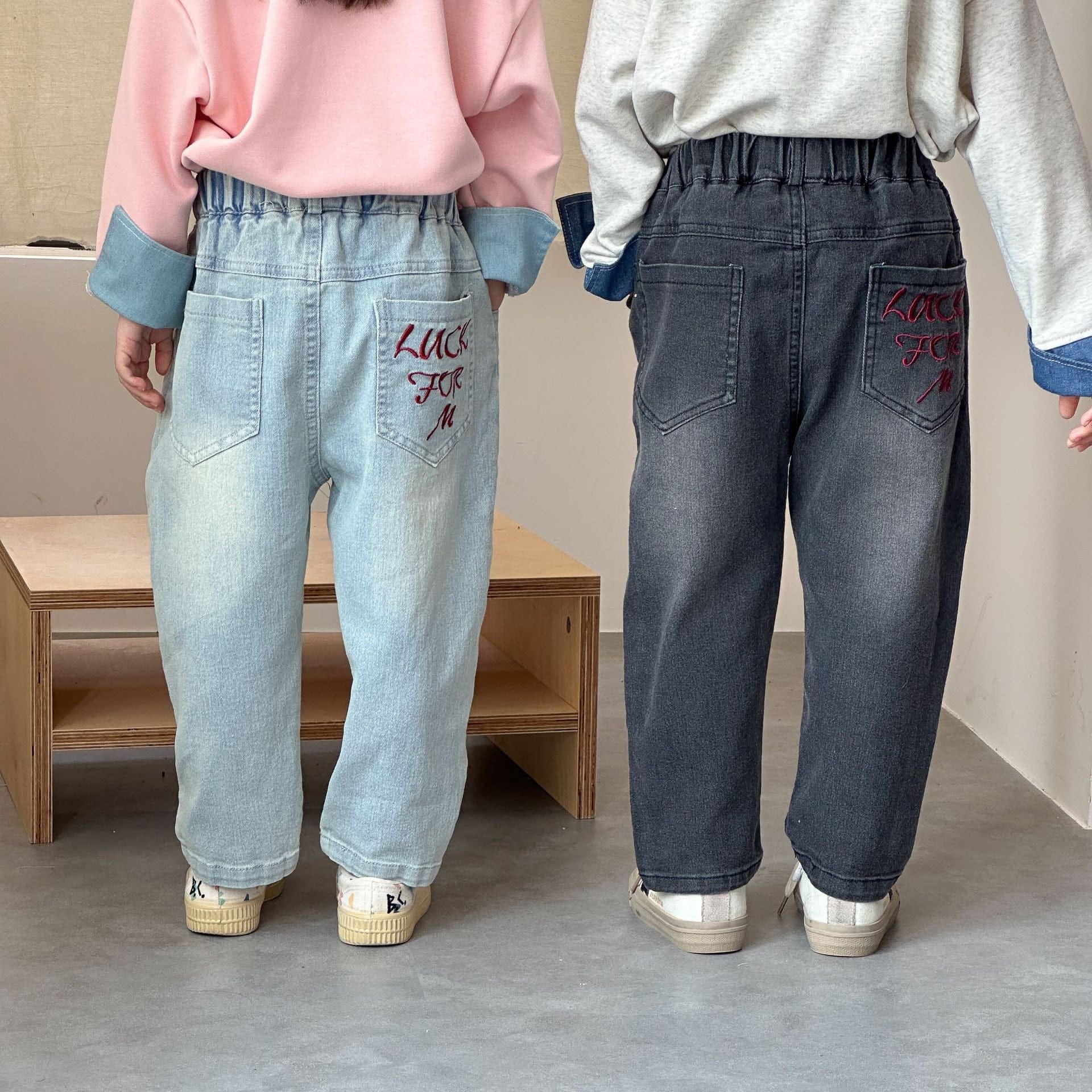 デニムパンツ ポケットロゴデニムルーズパンツジーンズ【mh0010498】