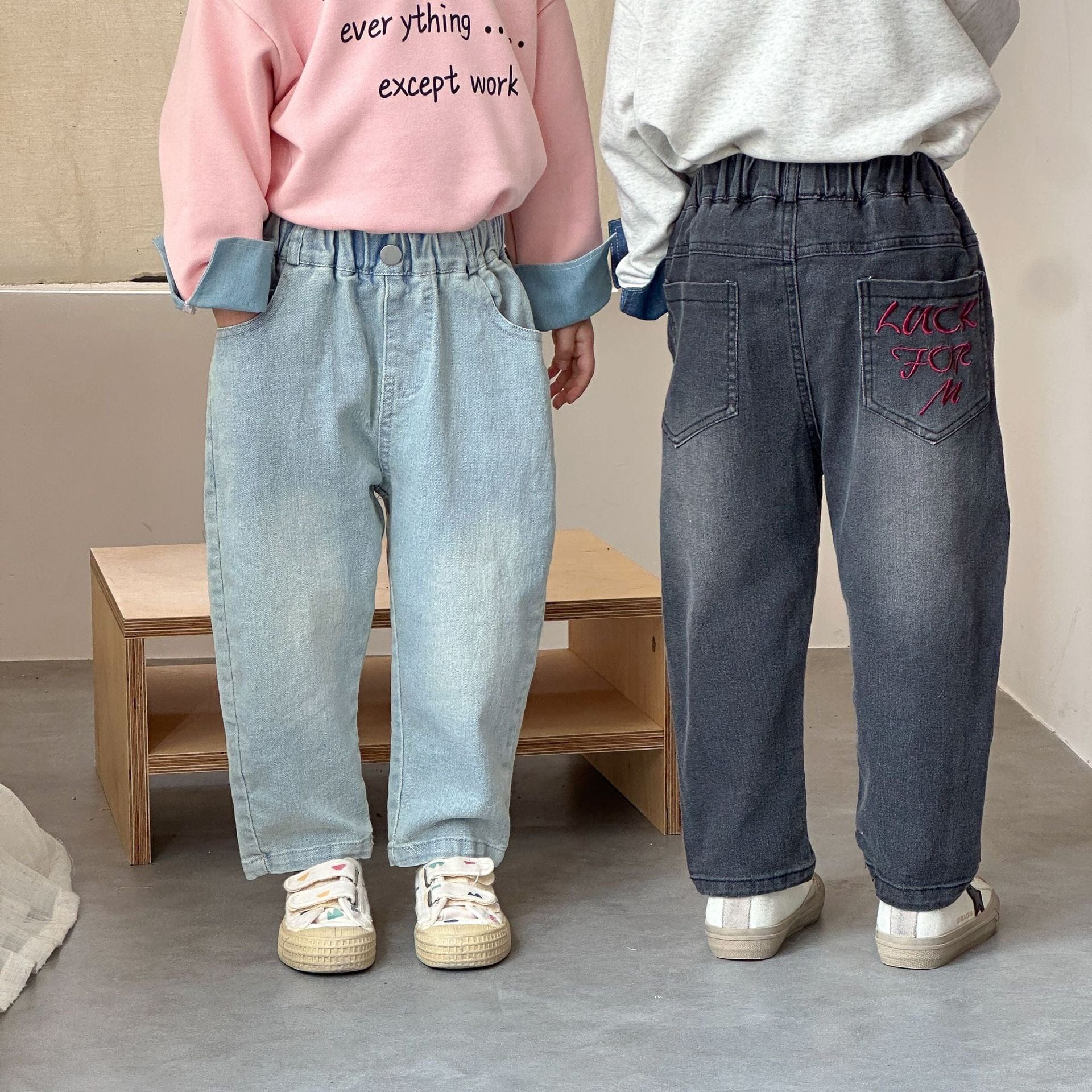 デニムパンツ ポケットロゴデニムルーズパンツジーンズ【mh0010498】