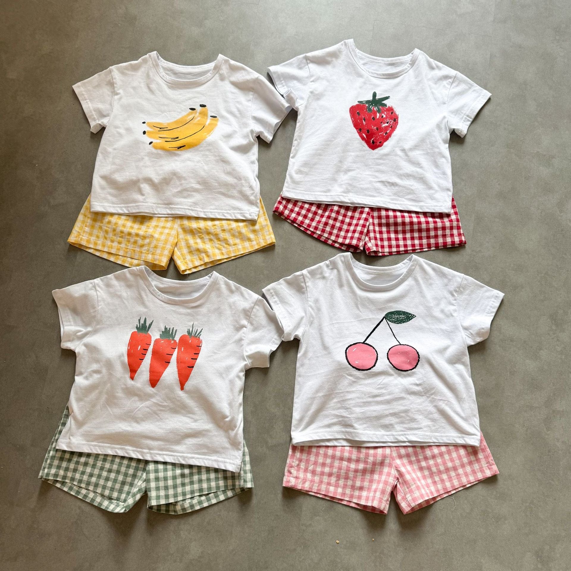半袖セットアップ フルーツ/ベジタブルプリント半袖Tシャツ+チェックショートパンツセットアップ 2点セット【mh0009834】