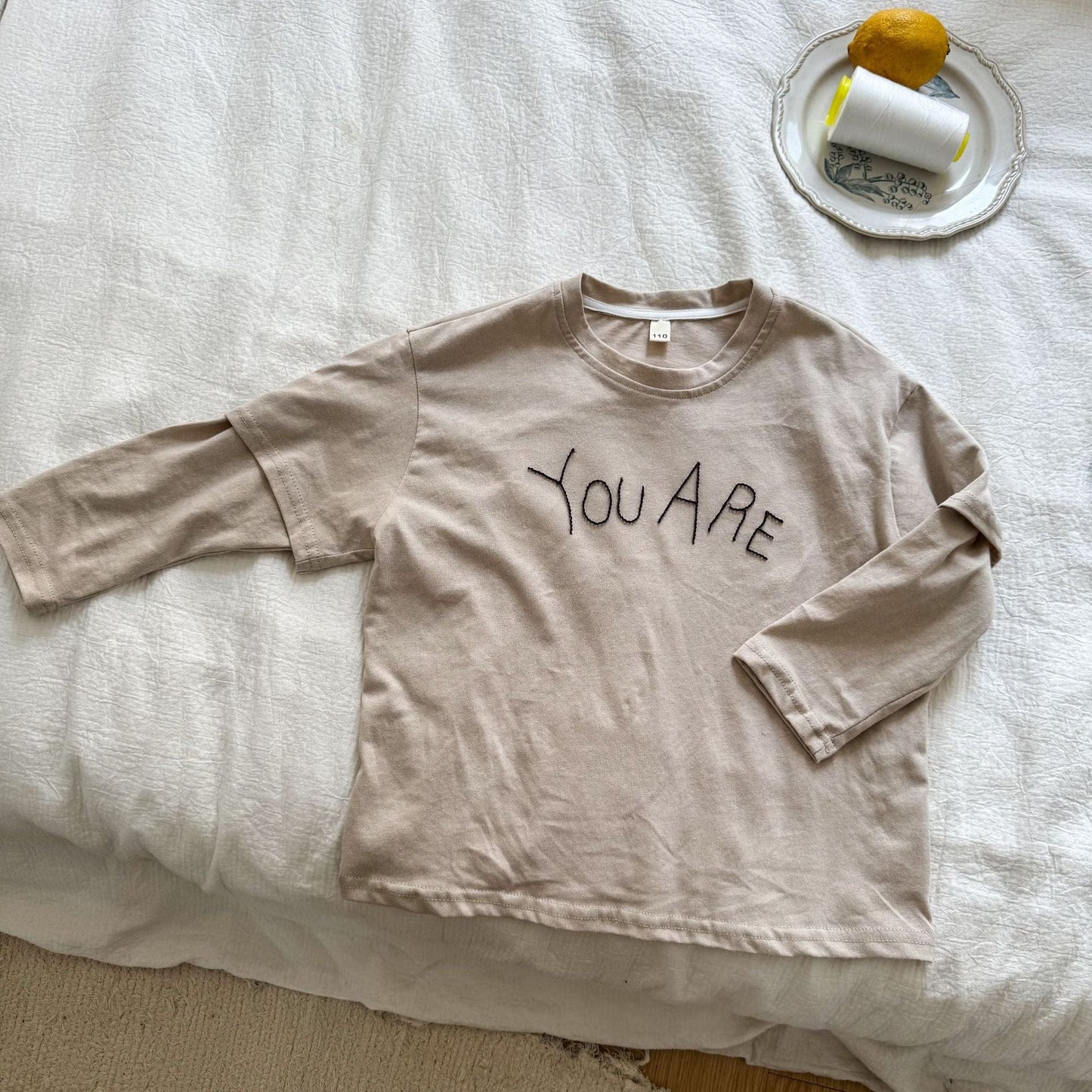 長袖Tシャツ Apricot / 80cm レターロゴ刺繍ドッキング長袖Tシャツ【mh0010486】