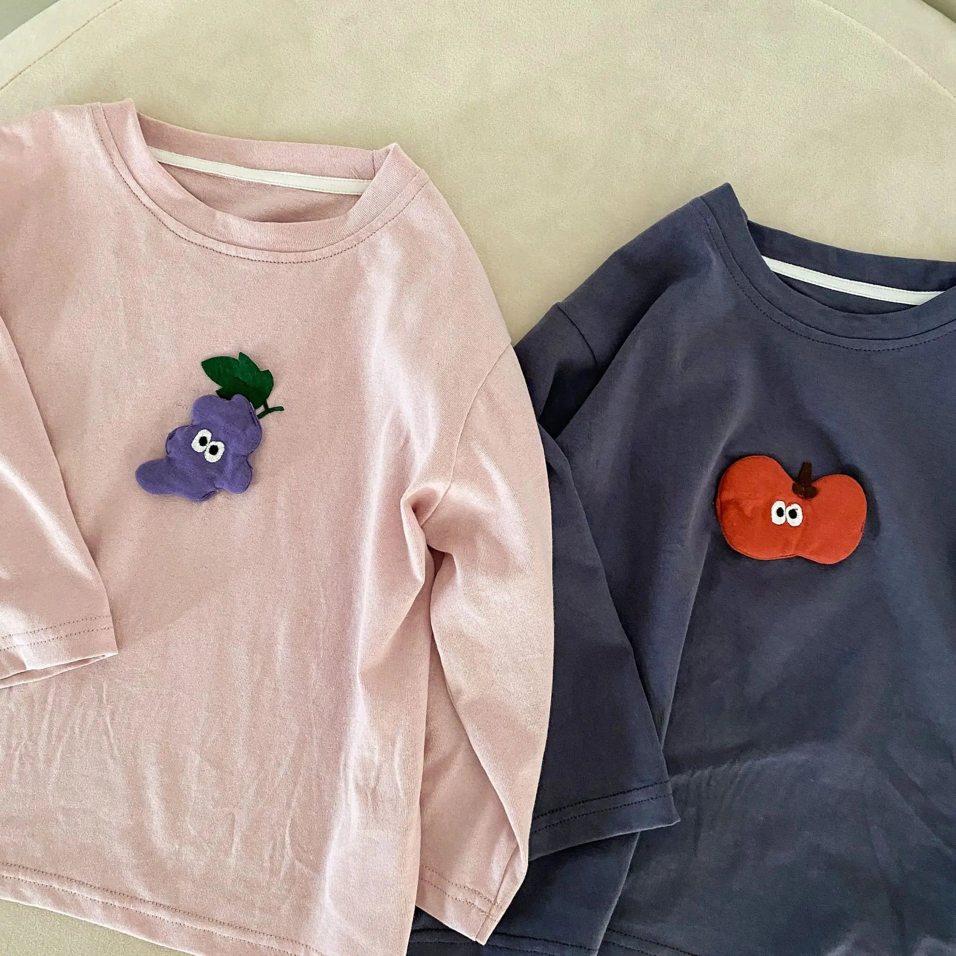 長袖Tシャツ キッズトップス りんご/ぶどうアップリケ長袖Tシャツ【mh-0008784】