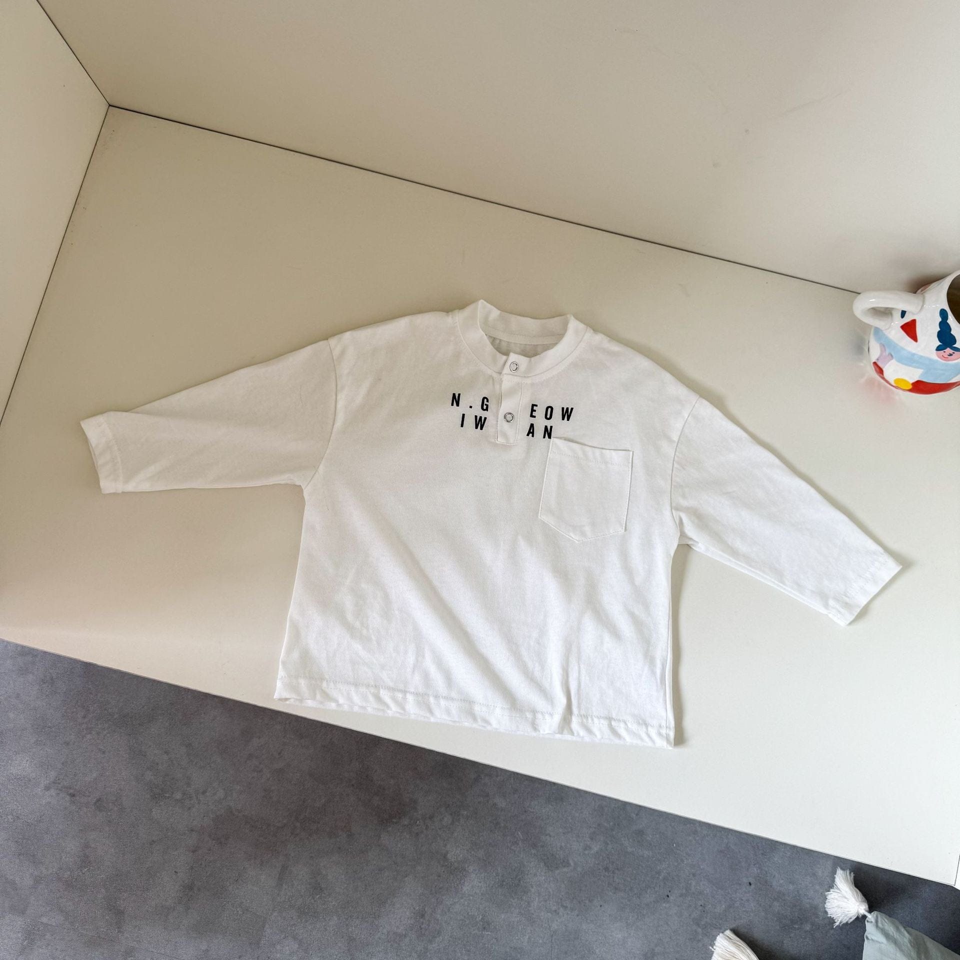 長袖Tシャツ White / 80cm レターロゴヘンリーネック長袖Tシャツ【mh0010487】