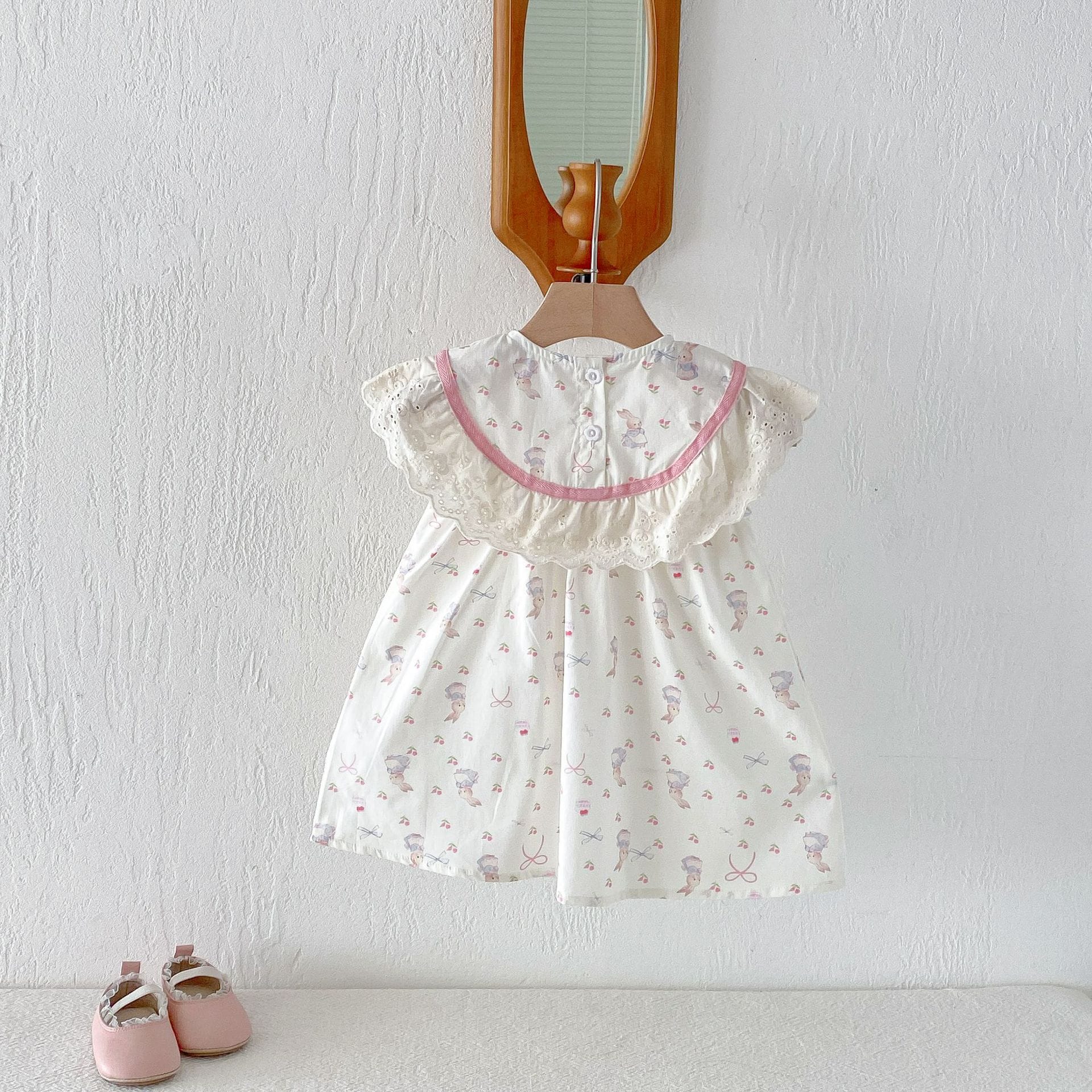 Rabbit Floral Lace Collar Dress ウサギ 花柄 レース襟 ノースリーブ ワンピース【mh0012711】 angou ノースリーブワンピース