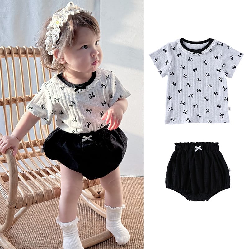 Ribbon Print Ruffle Neck Tee and Bloomer Set リボン 半袖Tシャツ ショートパンツ セット【mh0013599】 Beitaoya 半袖セットアップ