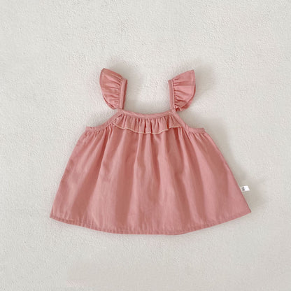 ピンクのフリル袖ノースリーブトップス