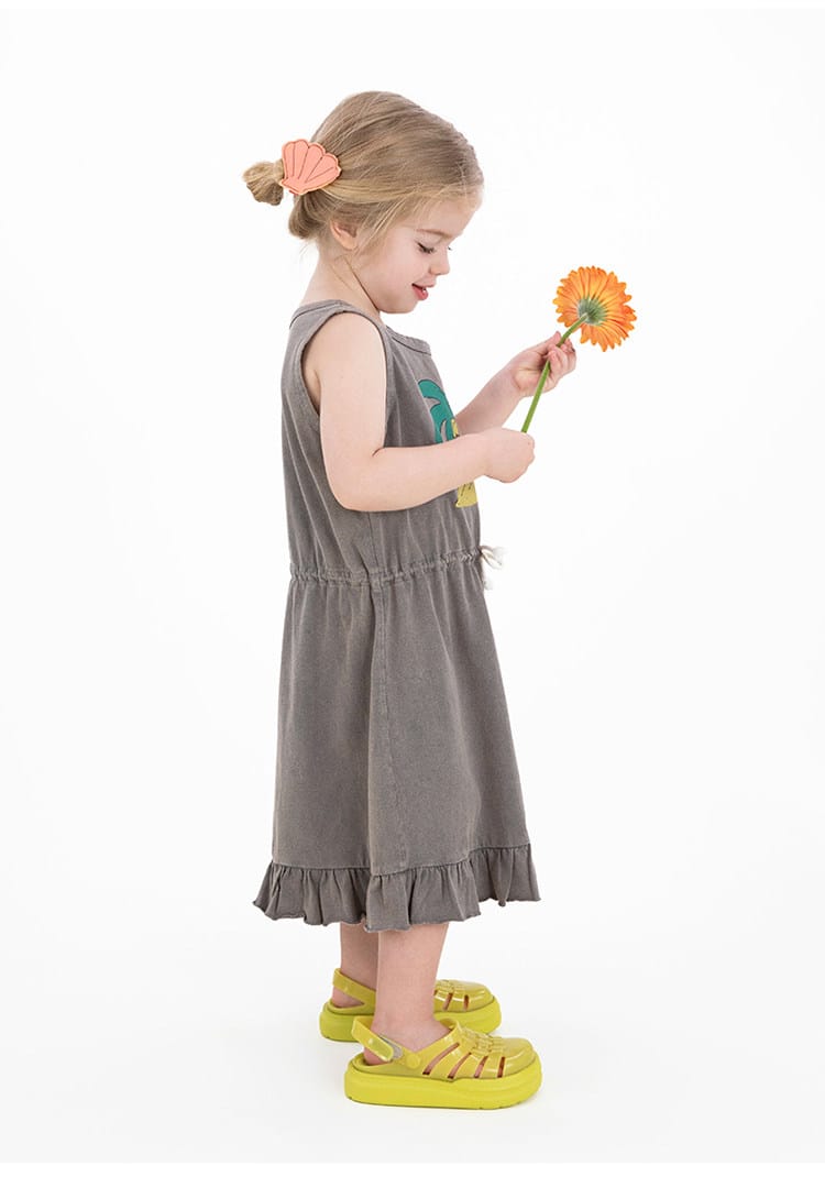 Ruffled Sleeveless Dress ラッフル ノースリーブワンピース【mh0013084】 RICE & SKY ノースリーブワンピース