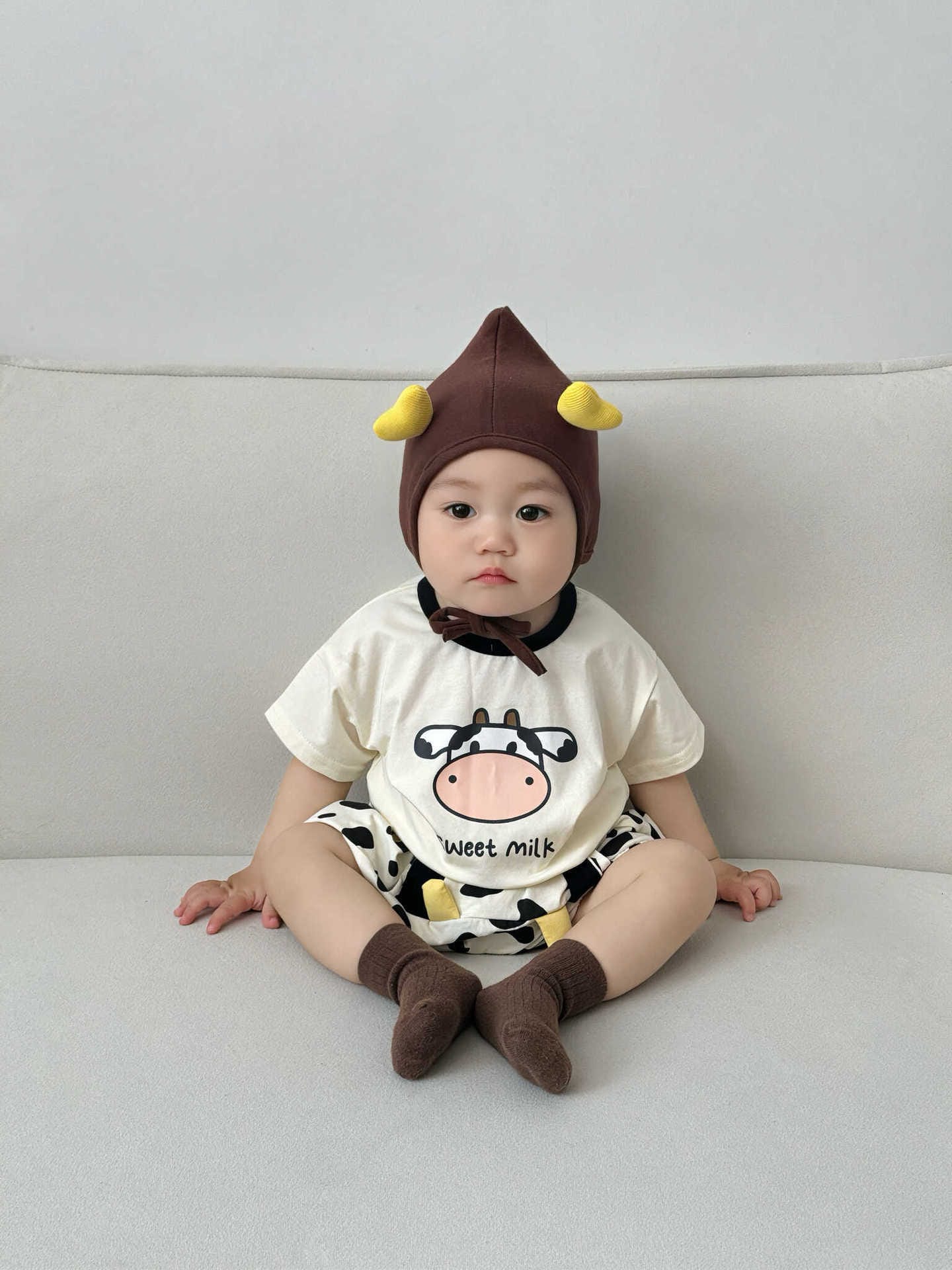 Short-Sleeve Cow Pattern Shorts Set 牛 半袖Tシャツ ショートパンツ セット【mh0013369】 TOMMY'S GIFTS 半袖セットアップ