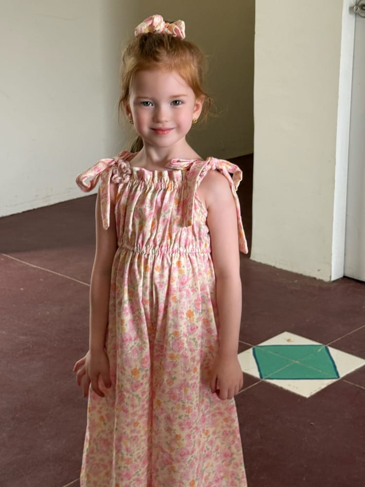 Shoulder Tie Textured Floral Jumpsuit 小花柄 スクエアネックサロペット【mh0012819】 Chengle サロペットパンツ・サスペンダーパンツ