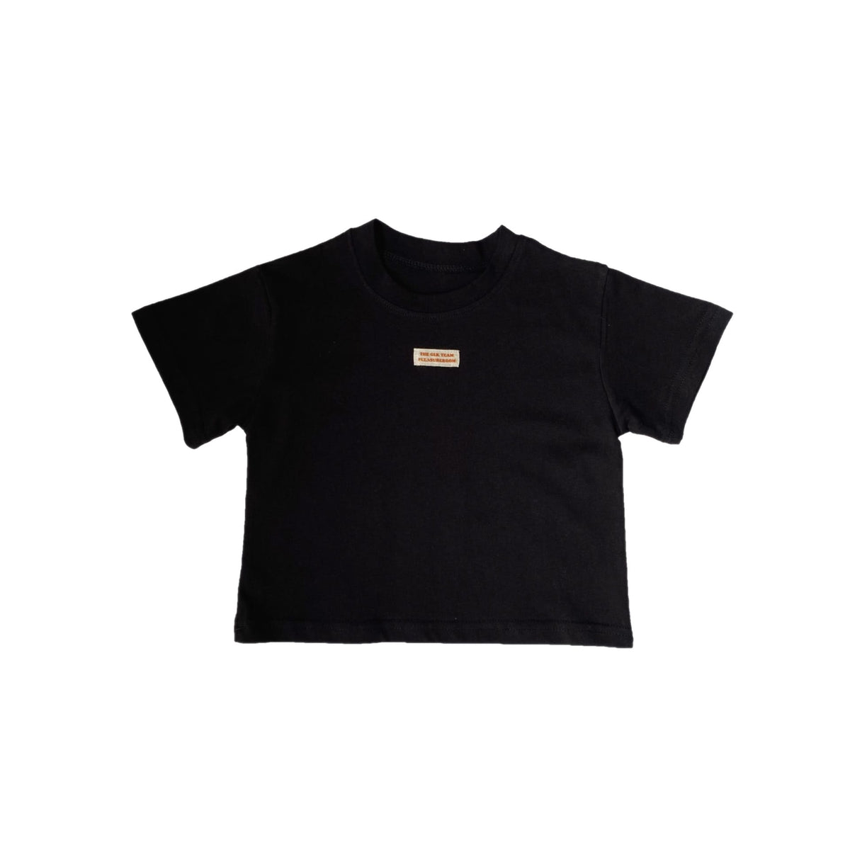 黒のキッズ半袖Tシャツ、胸のワンポイントプリントタグ付き
