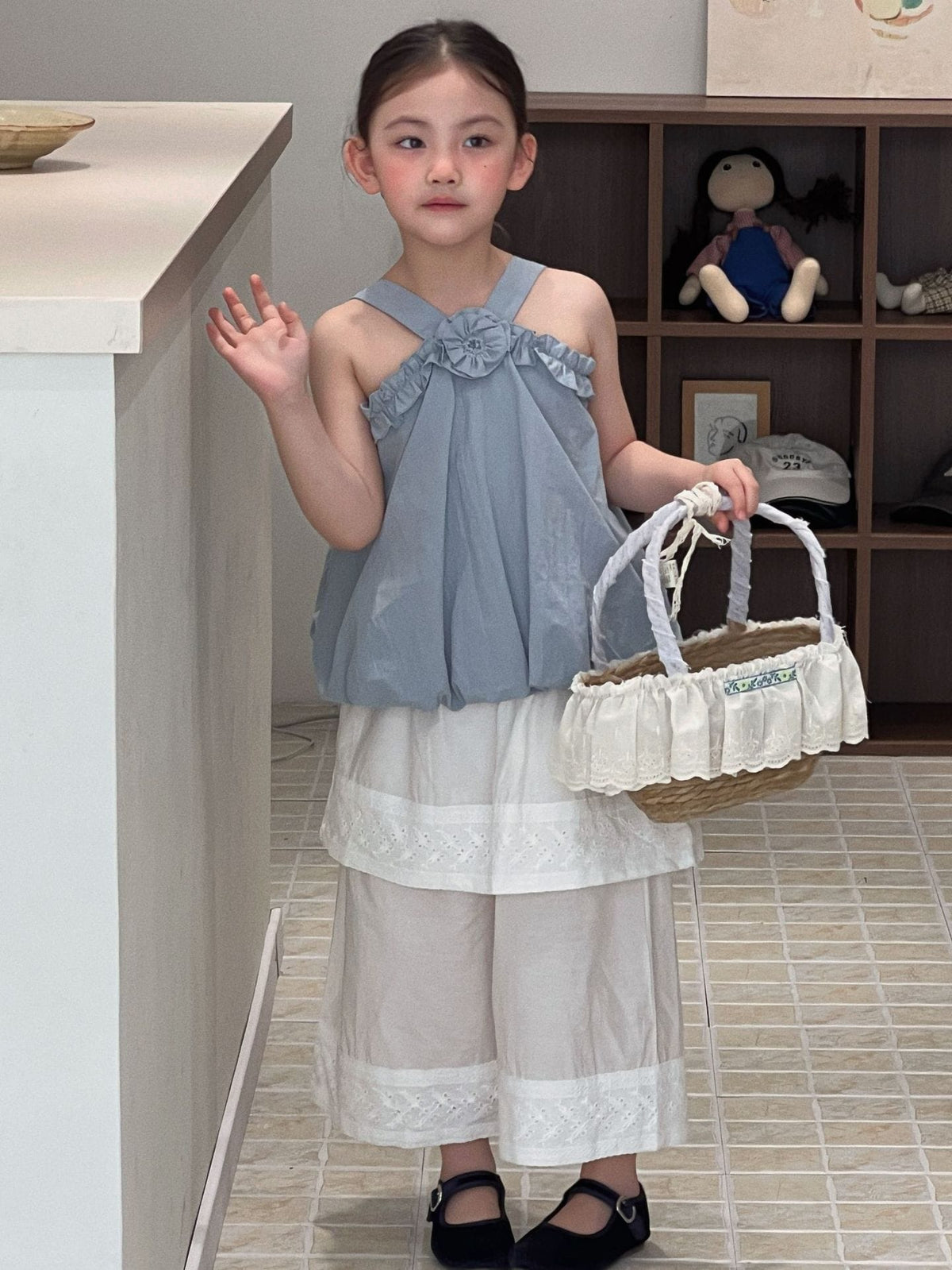 Sleeveless Floral Bud Collar Halter-Neck Camisole Fake Two Pants ホルタートップス レイヤードパンツ【mh0013298】 Mu Zika ノースリーブセットアップ