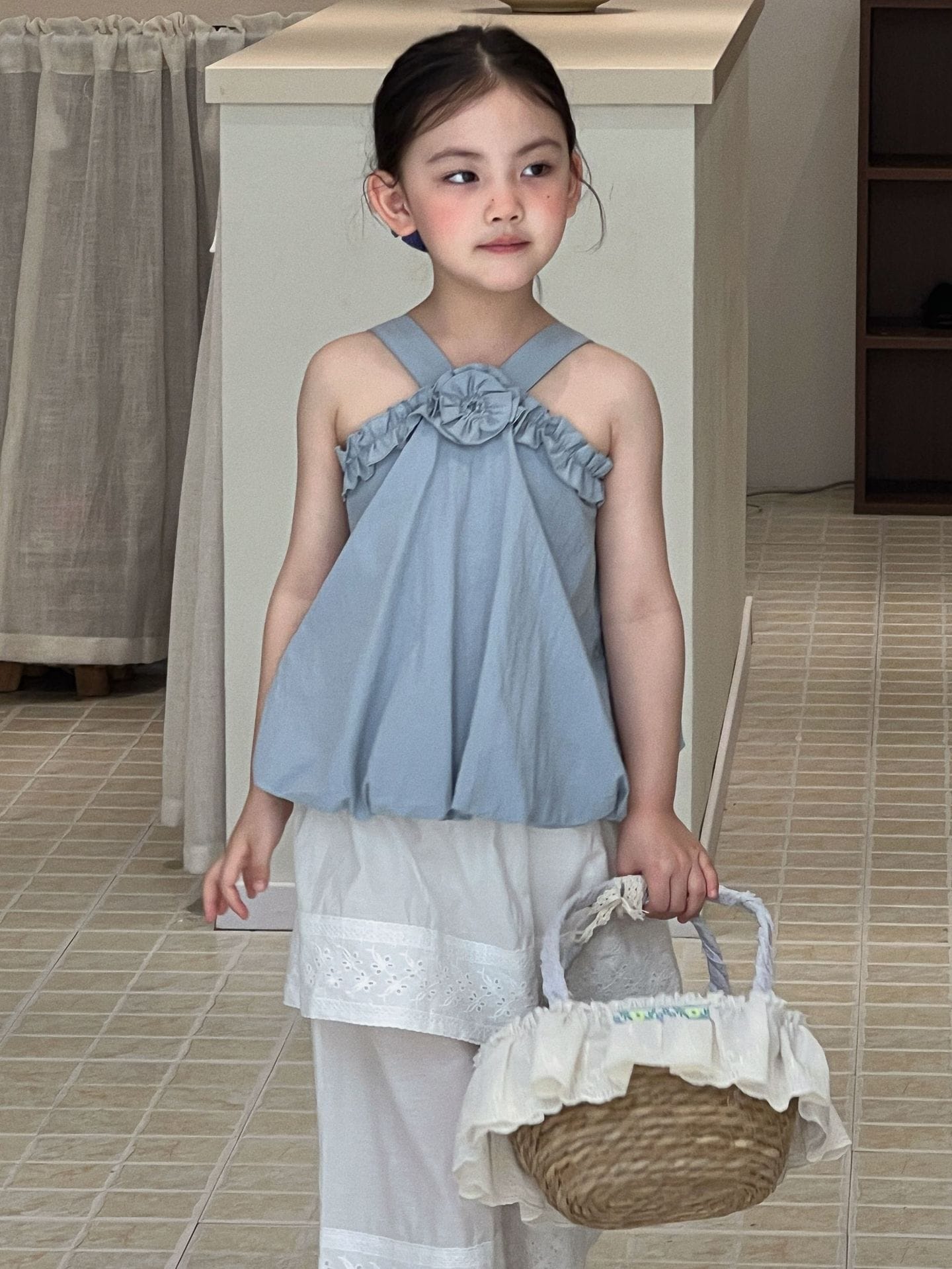 Sleeveless Floral Bud Collar Halter-Neck Camisole Fake Two Pants ホルタートップス レイヤードパンツ【mh0013298】 Mu Zika ノースリーブセットアップ