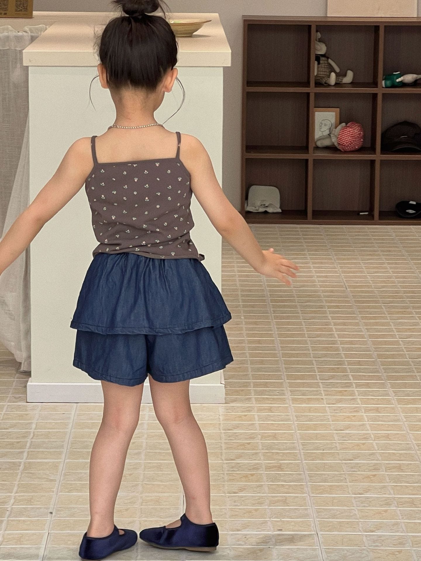 Sleeveless Floral Camisole Vest Tiered Denim Shorts キャミソール ショートパンツ【mh0013293】 Mu Zika ノースリーブセットアップ