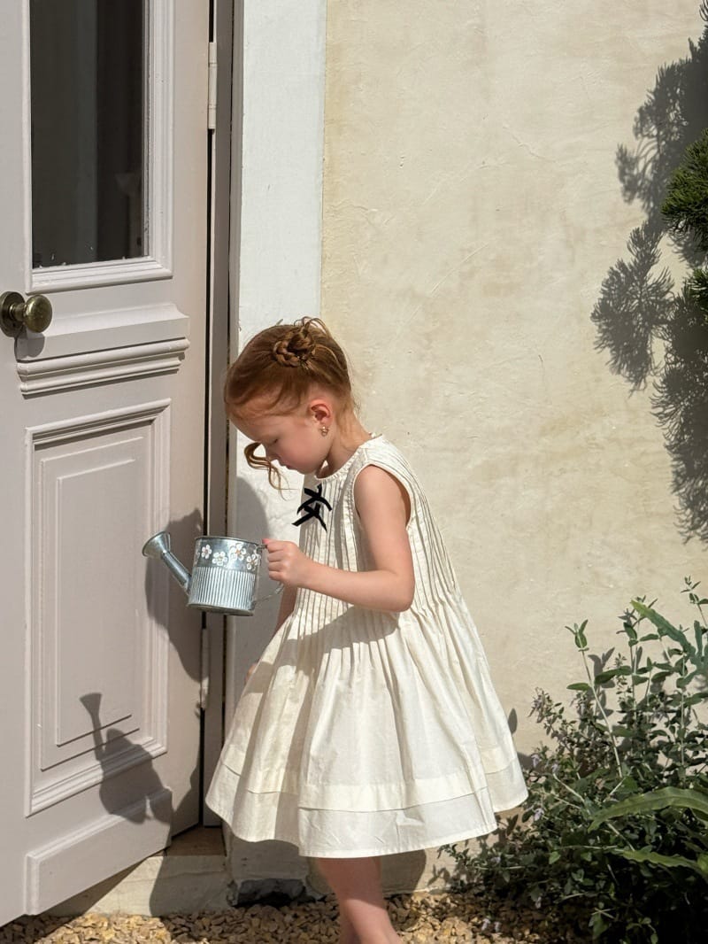 Sleeveless Pleated Princess Dress ピンタック ノースリーブワンピース【mh0013248】 Chengle ノースリーブワンピース