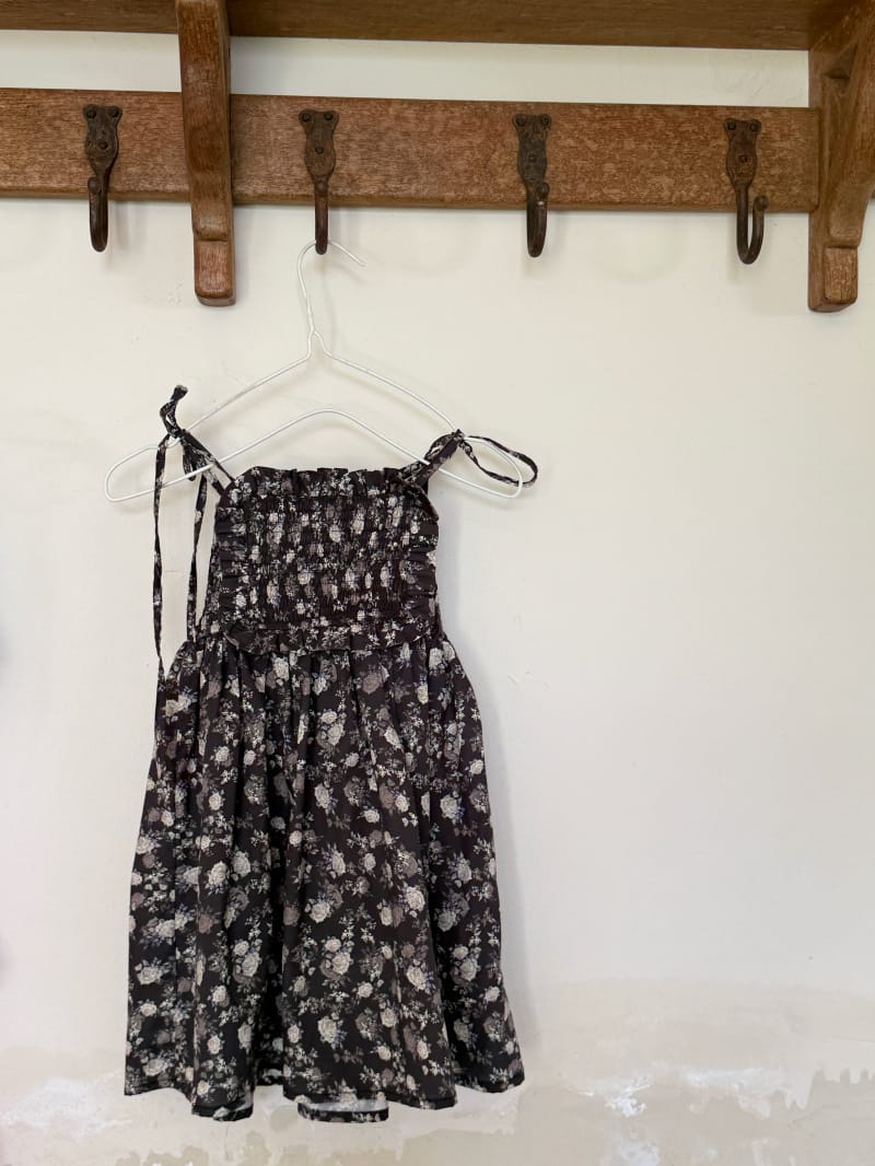 Smocking Shirred Floral Camisole Dress 花柄 コットン ノースリーブワンピース【mh0012807】 Chengle ノースリーブワンピース