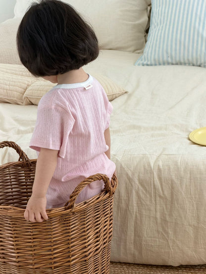 ピンク系メッシュのトップス＆ショートパンツ（ルームウェアセット）