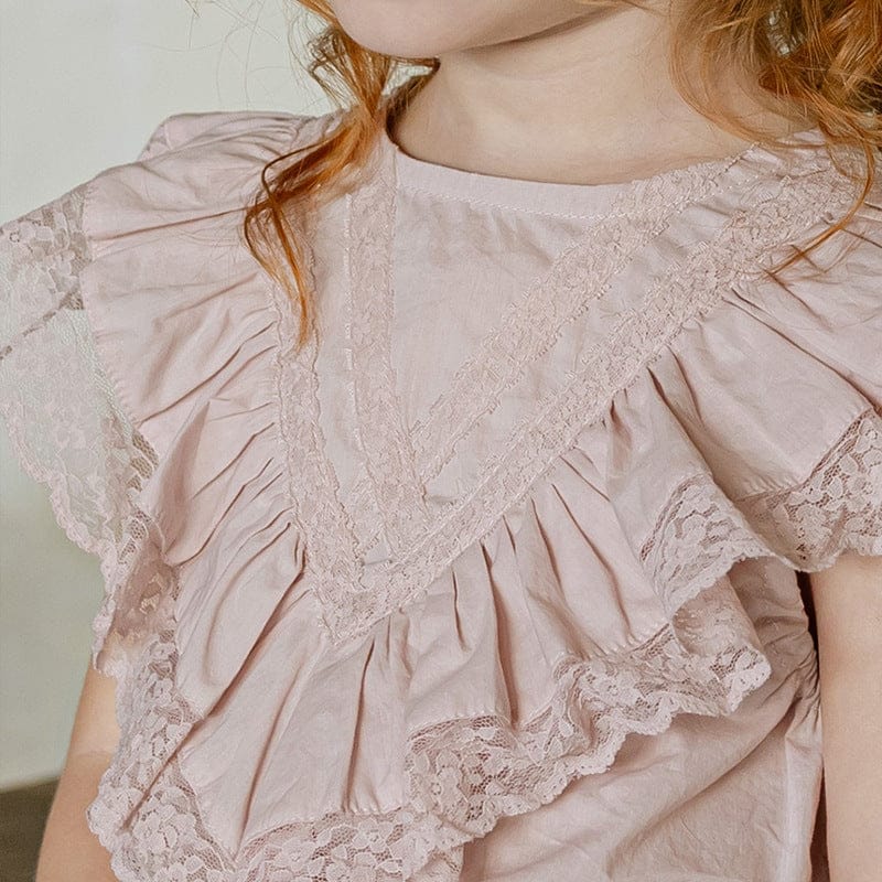 タンクトップ・キャミソール・ノースリーブトップス ボリュームレースフリルノースリーブブラウス【mh0009646】