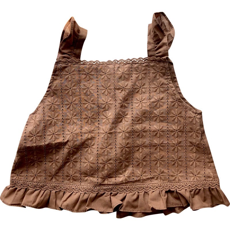 タンクトップ・キャミソール・ノースリーブトップス 刺繍エンボスフリルキャミソールブラウス【mh0009655】